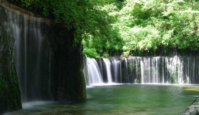 長野県　白糸の滝